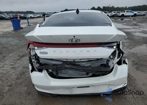 2021 Hyundai Elantra Sel z USA, uszkodzony, nr VIN 5NPLM4AG9MH022110